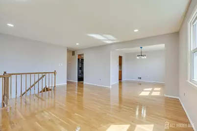 76 Pleasant Avenue, Iselin, NJ 08830 - Photo 9