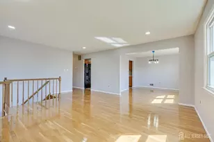 76 Pleasant Ave, Iselin, NJ 08830 - Photo 9