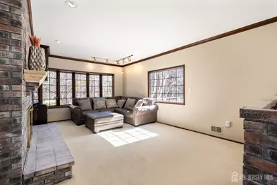 14 Crommelin Court, East Brunswick Township, NJ 08816 - Photo 9