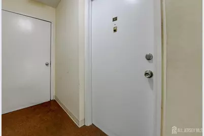 6 College Drive, Edison, NJ 08817 - Photo 17