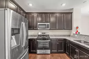 1514 Hudson Cir, Highland Park, NJ 08904 - Photo 11