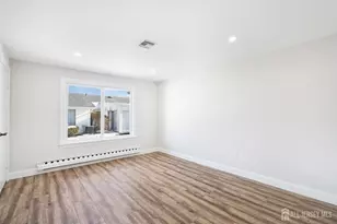 187 Newport Rd, Monroe Township, NJ 08831 - Photo 17