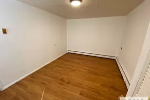 123 Kossuth St, Franklin Township, NJ 08873 - Photo 3