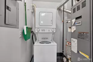 726 Waterford Dr, Edison, NJ 08817 - Photo 9