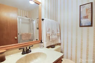 448 Hillside Avenue, Piscataway Township, NJ 08854 - Photo 33