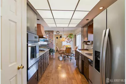 448 Hillside Avenue, Piscataway Township, NJ 08854 - Photo 9