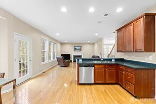 28 Walden Ct, Old Bridge Township, NJ 08857 - Photo 17