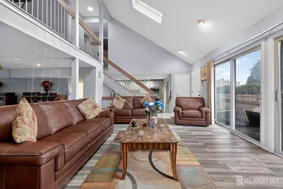 99 Kelly Drive, Edison, NJ 08820 - Photo 5