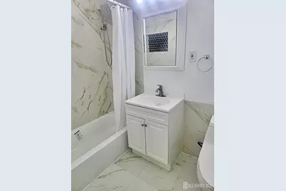 274 College Drive, Edison, NJ 08817 - Photo 3