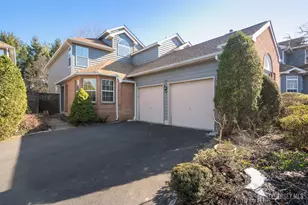 32 Inverness Ct, Monroe Township, NJ 08831 - Photo 1