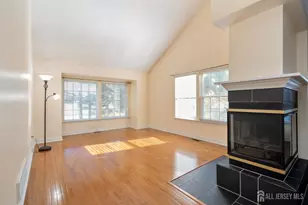 32 Inverness Ct, Monroe Township, NJ 08831 - Photo 5