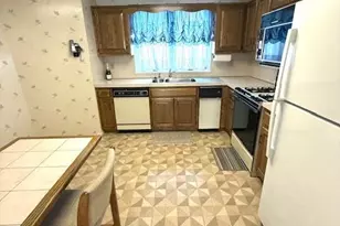 401 Sayre Dr, Plainsboro Township, NJ 08540 - Photo 11