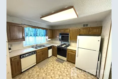 401 Sayre Drive, Plainsboro Township, NJ 08540 - Photo 9