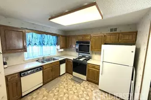 401 Sayre Dr, Plainsboro Township, NJ 08540 - Photo 9