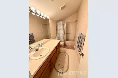 401 Sayre Drive, Plainsboro Township, NJ 08540 - Photo 15
