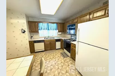 401 Sayre Drive, Plainsboro Township, NJ 08540 - Photo 11