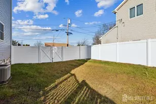 239 Suttons Ln, Edison, NJ 08817 - Photo 39