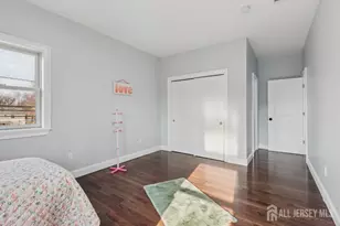 239 Suttons Ln, Edison, NJ 08817 - Photo 29