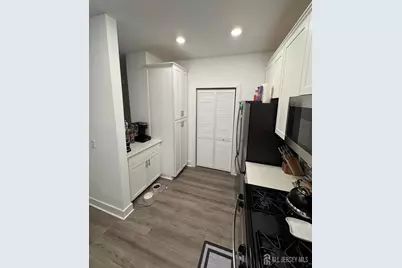1112 Vanderbergh Boulevard, Monroe Township, NJ 08831 - Photo 9
