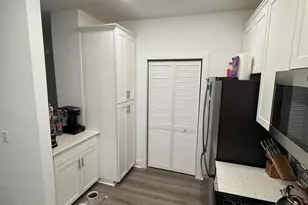 1112 Vanderbergh Blvd, Monroe Township, NJ 08831 - Photo 9