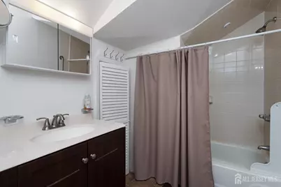 304 Schoolhouse Road, Monroe Township, NJ 08831 - Photo 33