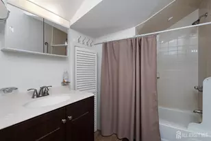 304 Schoolhouse Rd, Monroe Township, NJ 08831 - Photo 33