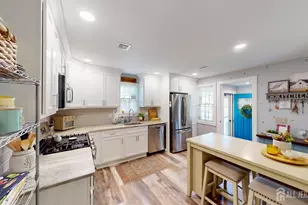 40 E Sherman St, Monroe Township, NJ 08831 - Photo 7