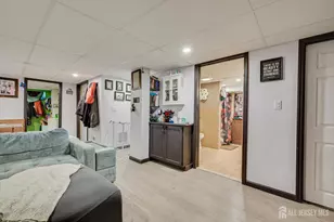 244 W Prescott Ave W, Edison, NJ 08820 - Photo 29