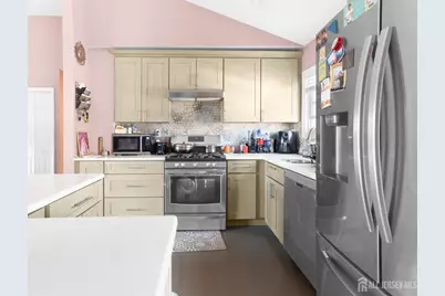 424 Rivercrest Drive, Piscataway Township, NJ 08854 - Photo 5