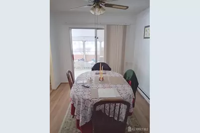 252 Mystic Lane #B, Monroe Township, NJ 08831 - Photo 3