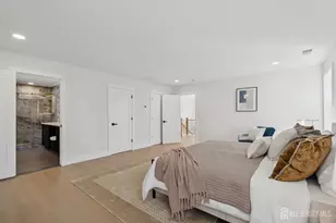662 Summit Rd, Union Township, NJ 07083 - Photo 11