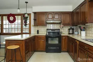 168 Line Rd, West Windsor Township, NJ 08550 - Photo 3