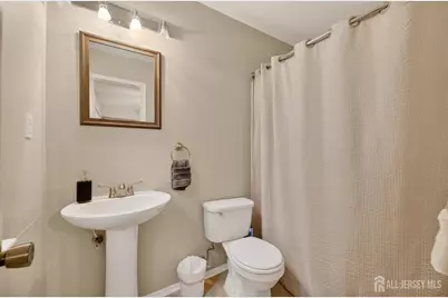51 Lantern Lane, Sayreville, NJ 08872 - Photo 15