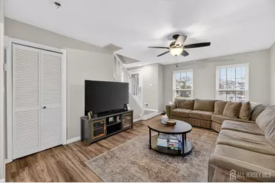 51 Lantern Lane, Sayreville, NJ 08872 - Photo 9