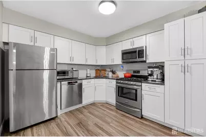 51 Lantern Lane, Sayreville, NJ 08872 - Photo 3