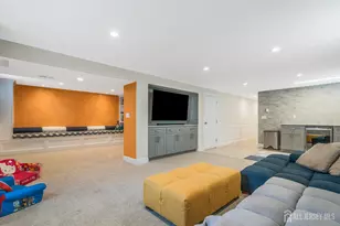 230 Melrose Ave, Middlesex, NJ 08846 - Photo 35