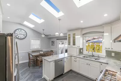 230 Melrose Avenue, Middlesex, NJ 08846 - Photo 9