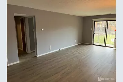 915 Edison Glen Terrace, Edison, NJ 08837 - Photo 9