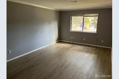 915 Edison Glen Terrace, Edison, NJ 08837 - Photo 17