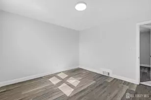 12 N Pennington Road N, New Brunswick, NJ 08901 - Photo 15