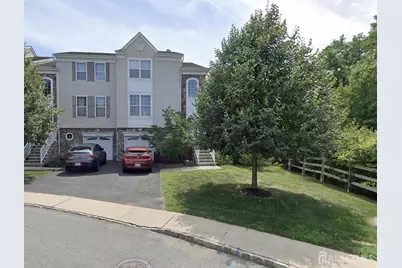 10 Russell Court, Old Bridge Township, NJ 07747 - Photo 3