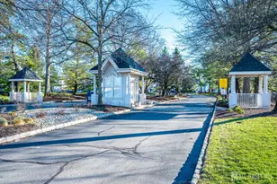 1233 Waterford Dr, Edison, NJ 08817 - Photo 29