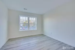 1233 Waterford Dr, Edison, NJ 08817 - Photo 23