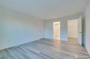 1233 Waterford Dr, Edison, NJ 08817 - Photo 19