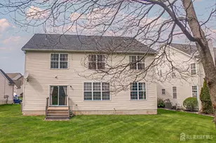 47 Bay Hill Blvd, Monroe Township, NJ 08831 - Photo 5