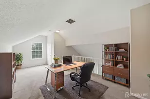 25 Colleen Ct, South Brunswick Township, NJ 08824 - Photo 35