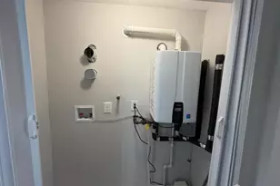 37 Quaid St, Sayreville, NJ 08872 - Photo 9