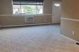 1022 Cricket Ln, Woodbridge Township, NJ 07095 - Photo 5