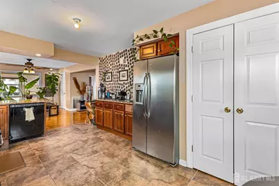 165 Macarthur Avenue, Sayreville, NJ 08872 - Photo 7