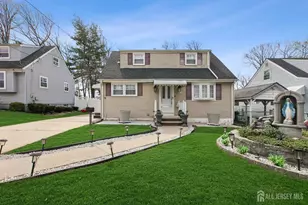 20 Stephen St, Sayreville, NJ 08879 - Photo 1